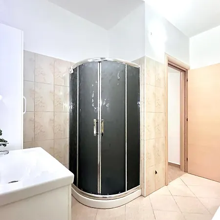 Promenade's Family Flat Appartamento Vlorë