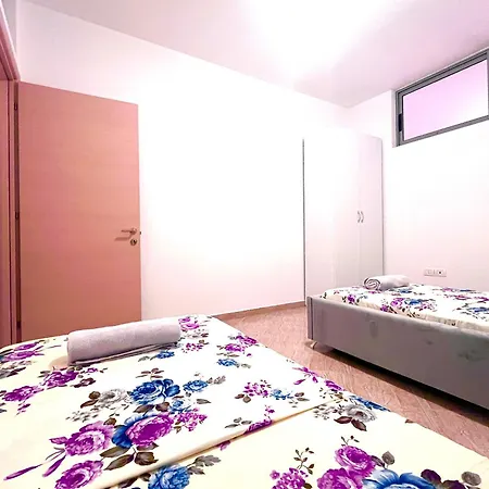 Апартаменты Promenade's Family Flat